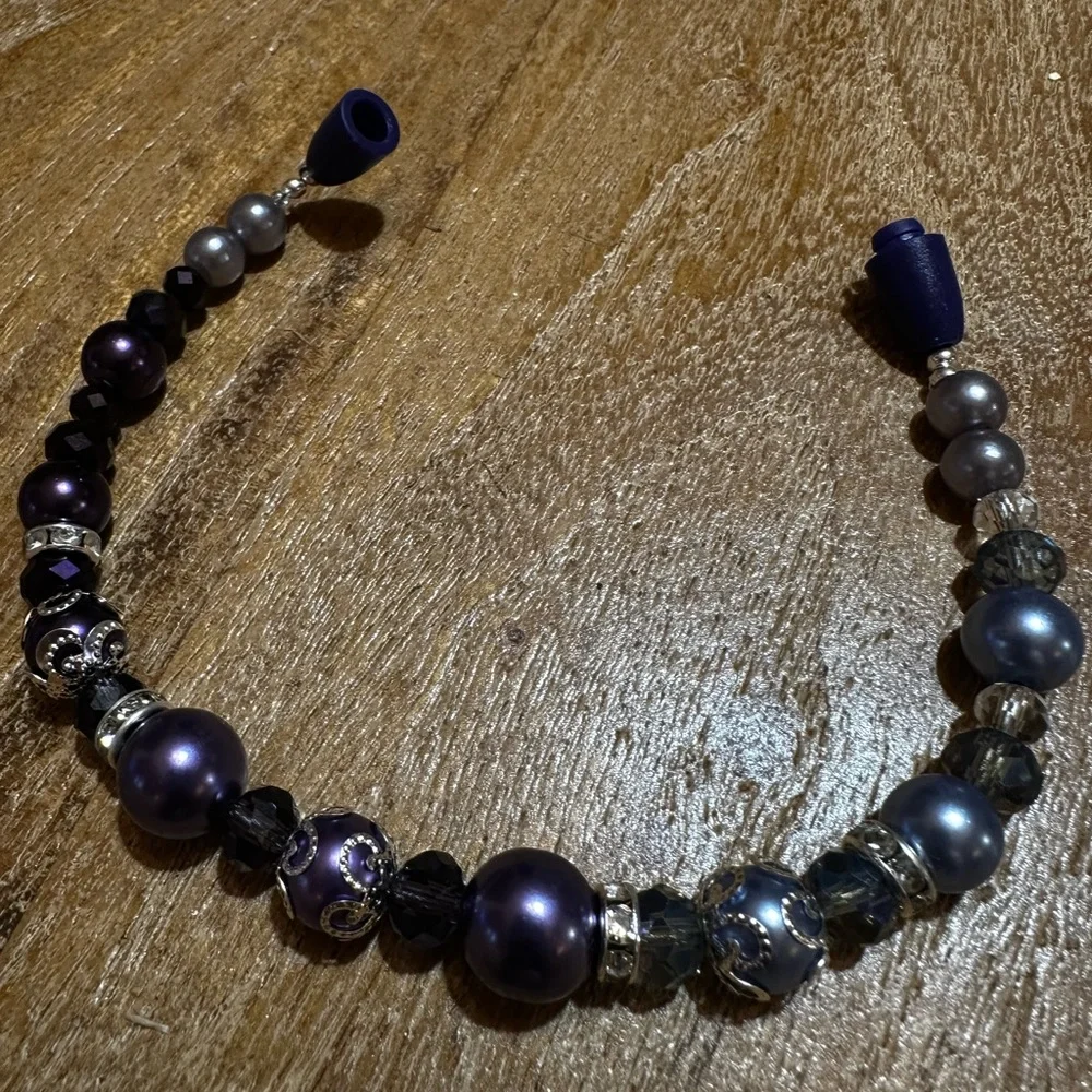 Elegant Purple and Silver Beaded Cat Collar